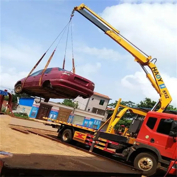 芜湖三山吊车救援小汽车怎么吊